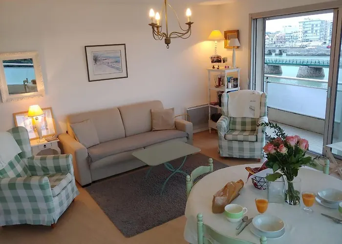 Brise Lame * 莱萨布勒-多洛讷